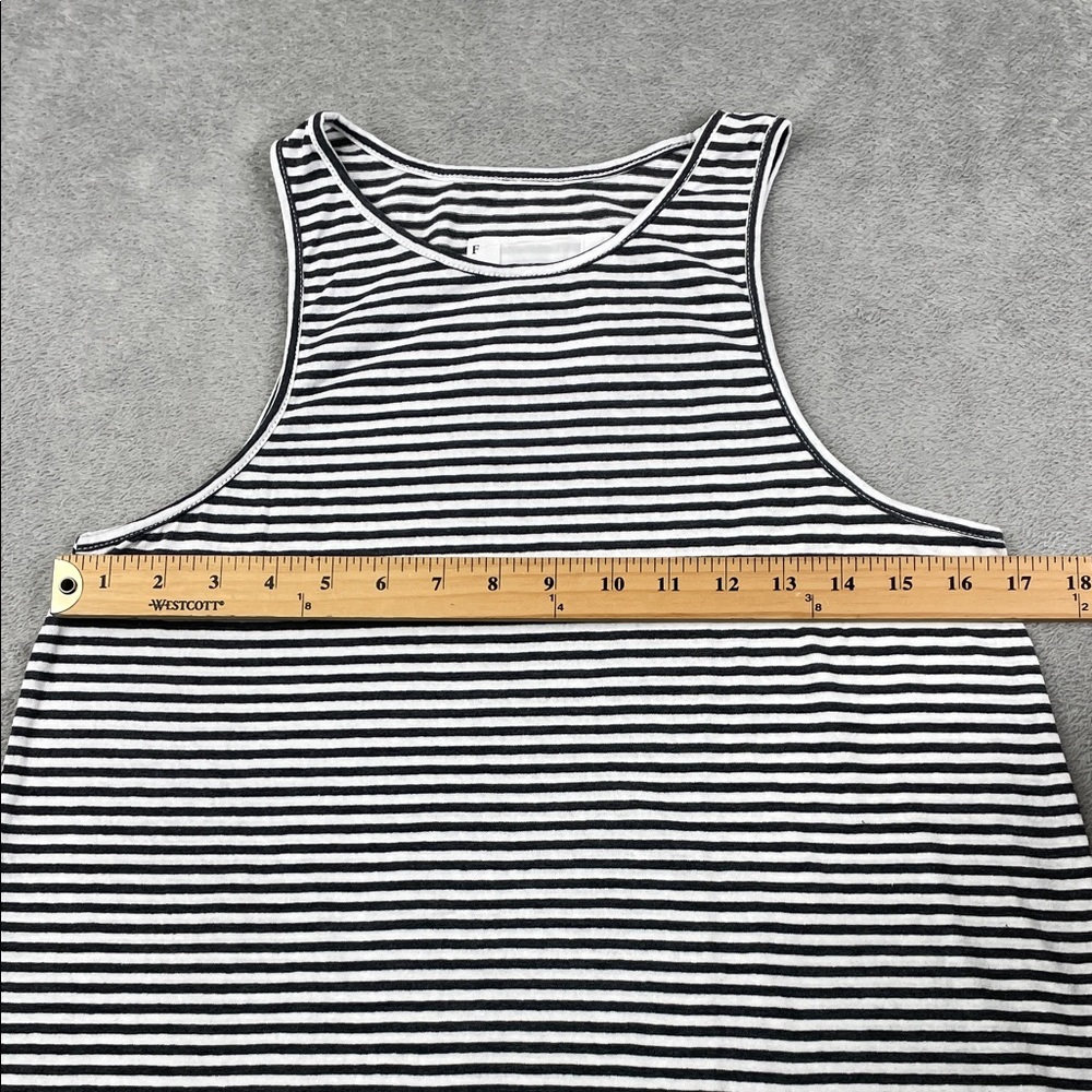 NEW Frank & Eileen S 100% Cotton White/Gray Striped Curve Hem Tank Top USA - Picture 3 of 9